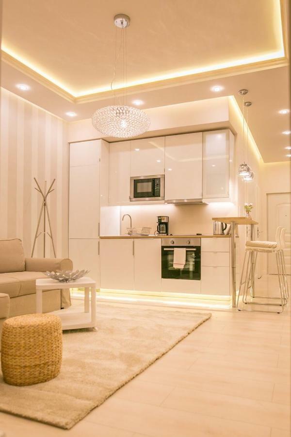 Panni Luxury Apartment Next To Gozsdu Garden Budapest Kültér fotó